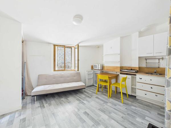 Immeuble de rapport Tournon-sur-Rhône (Grande Rue) 5 lots Rentabilité immédiate