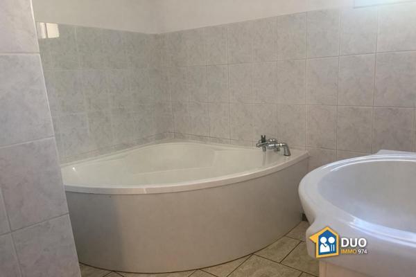 maison à la Montagne St-Denis F4