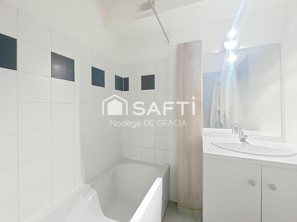 Appartement T2 avec petit extérieur dans résidence vendu loué 05/2028