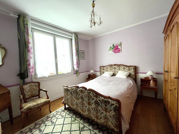 Maison 4 chambres, terrain clos, avec T3 à Vendre – VANNES