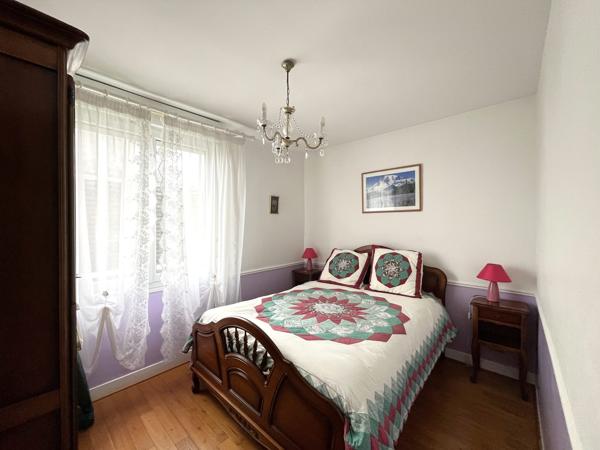 Maison 4 chambres, terrain clos, avec T3 à Vendre – VANNES