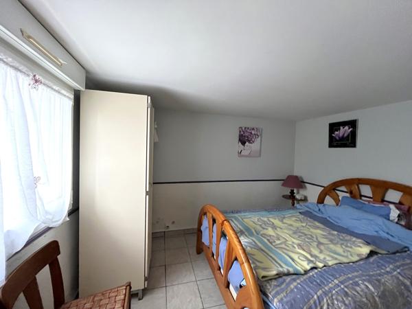 Maison 4 chambres, terrain clos, avec T3 à Vendre – VANNES