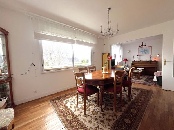 Maison 4 chambres, terrain clos, avec T3 à Vendre – VANNES