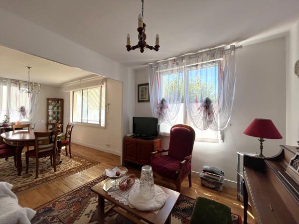 Maison 4 chambres, terrain clos, avec T3 à Vendre – VANNES