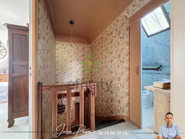Maison
         5 pièces
        - 90 m² 299 000 € *
