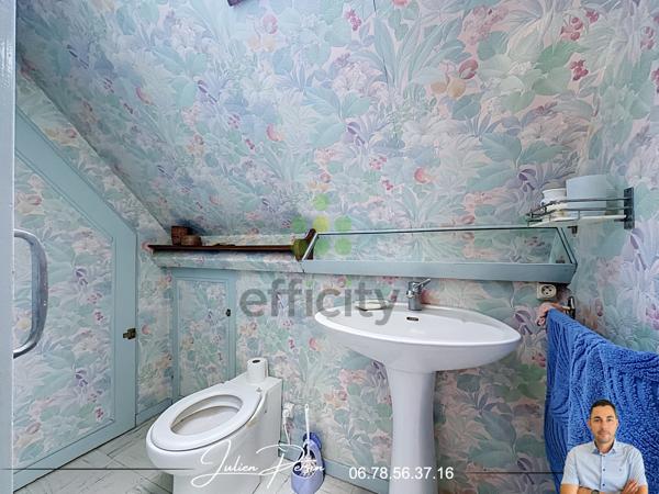 Maison
         5 pièces
        - 90 m² 299 000 € *