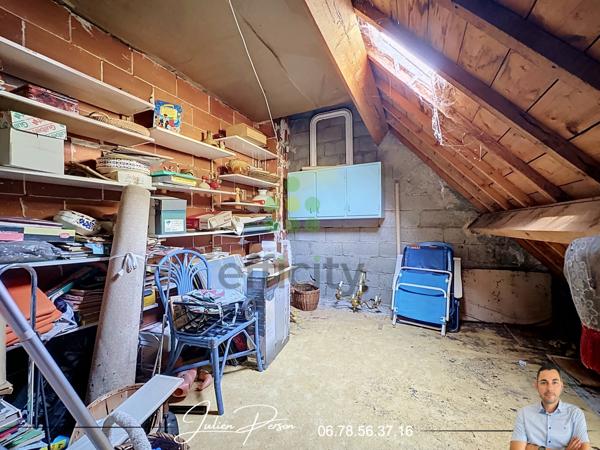 Maison
         5 pièces
        - 90 m² 299 000 € *