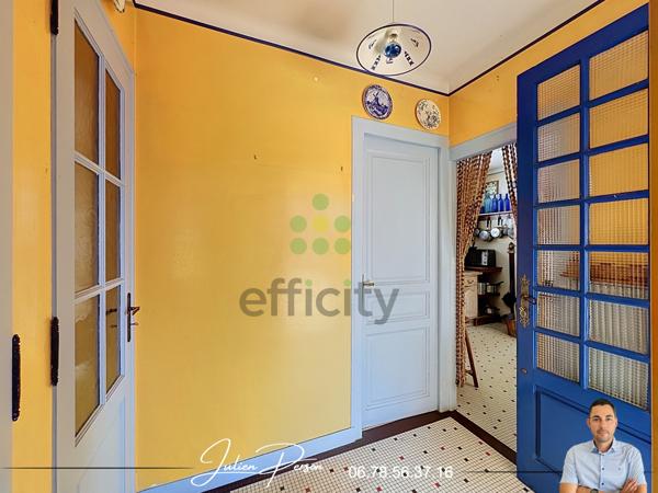 Maison
         5 pièces
        - 90 m² 299 000 € *