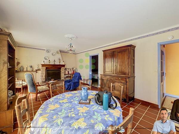 Maison
         5 pièces
        - 90 m² 299 000 € *