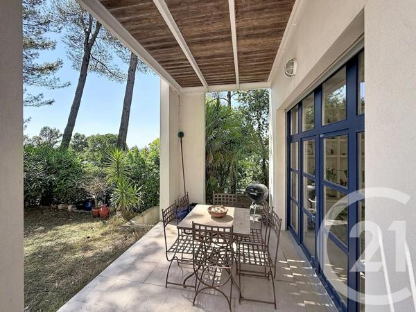Maison à vendre  4 pièces - 164 m 2   PRADES LE LEZ  - 34