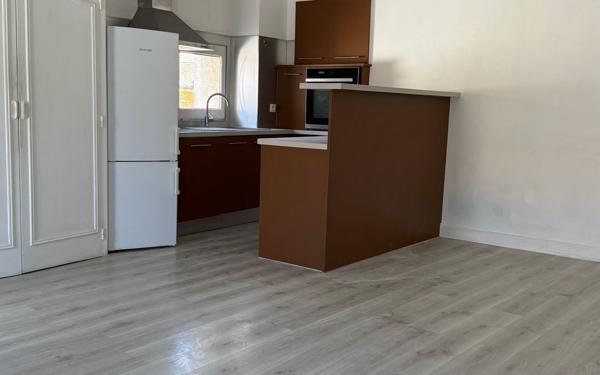 Appartement à vendre    3 pièces • 73,91 m2 Pézenas