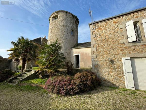 Maison à restaurer à vendre à Saint-Pol-de-Léon dans le Finistère (29250), ref : 25463   
Centre ville