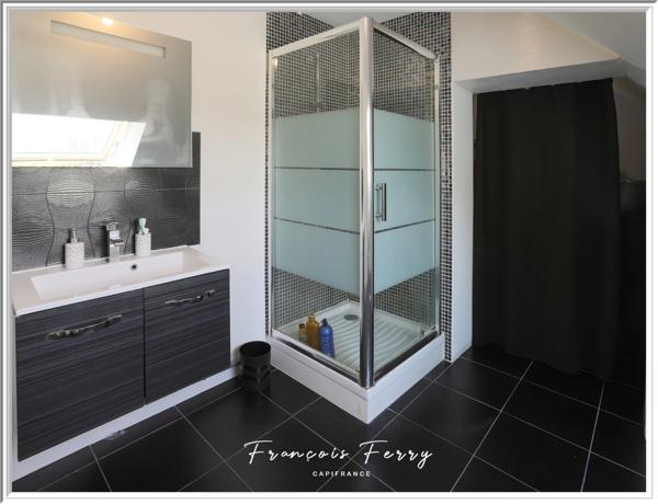 GRANDE MAISON FAMILIALE avec JARDIN 8 pièces BOLBEC (76)