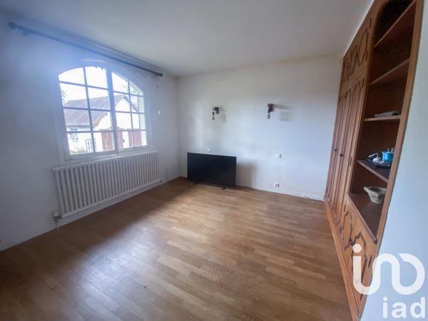 Maison à vendre 6 pièces 143 m² Neuilly-Saint-Front