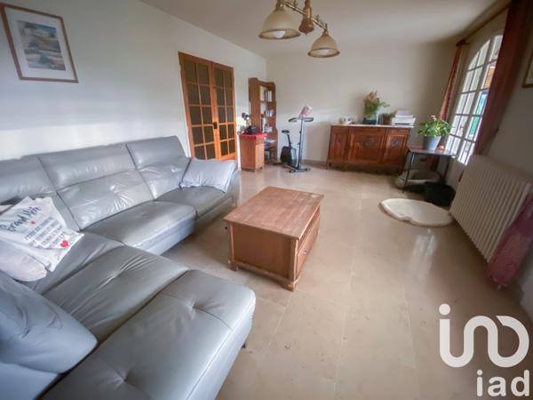 Maison à vendre 6 pièces 143 m² Neuilly-Saint-Front