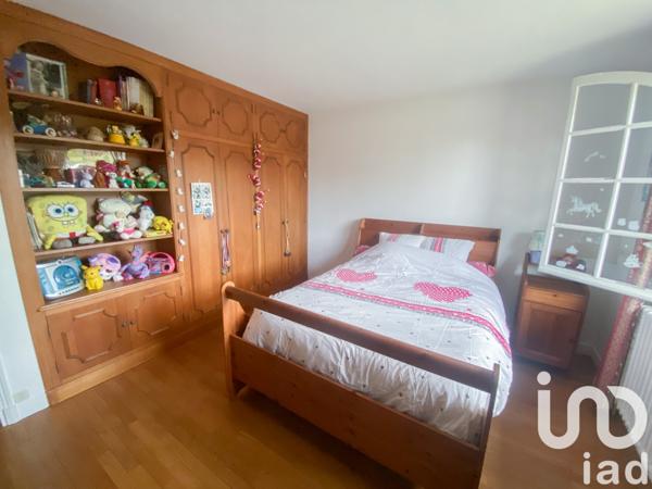 Maison à vendre 6 pièces 143 m² Neuilly-Saint-Front