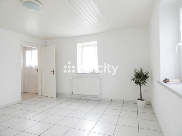 Maison
         4 pièces
        - 72 m² Exclusivité 135 000 € *