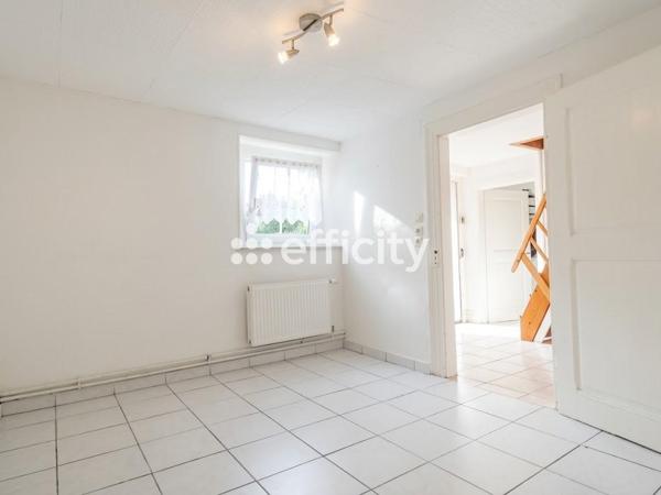 Maison
         4 pièces
        - 72 m² Exclusivité 135 000 € *