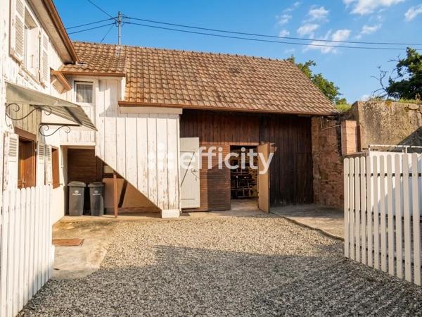 Maison
         4 pièces
        - 72 m² Exclusivité 135 000 € *