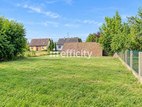 Maison
         4 pièces
        - 72 m² Exclusivité 135 000 € *