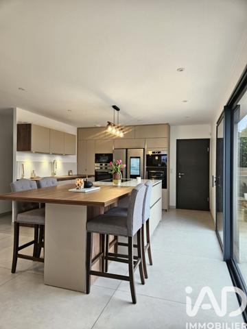 Maison à vendre 5 pièces 156 m² Cosnes-et-Romain