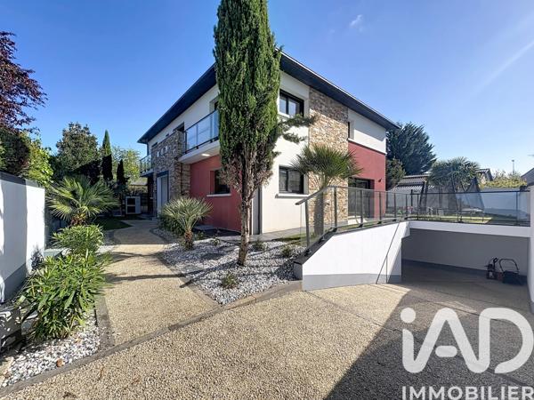 Maison à vendre 7 pièces 230,88 m² Vern-sur-Seiche
