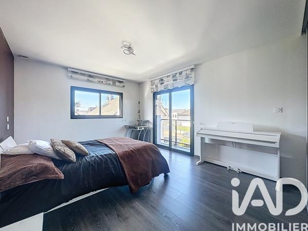 Maison à vendre 7 pièces 230,88 m² Vern-sur-Seiche