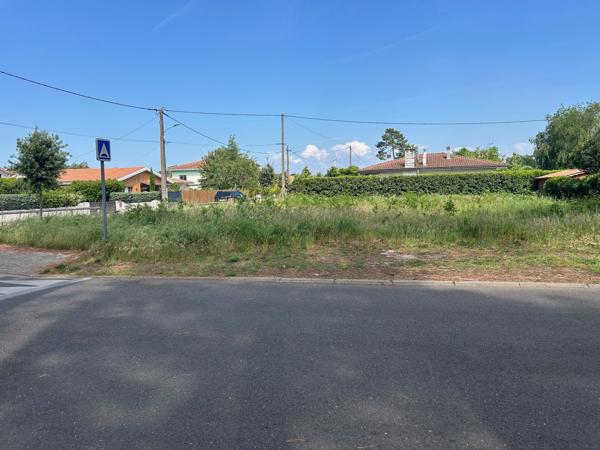 Terrain - 853 m²