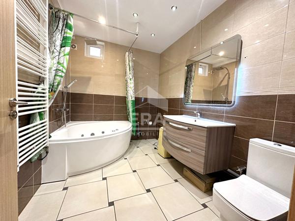 Villa spacieuse 210m2 à vendre à Saint-Pierre-lès-Nemours