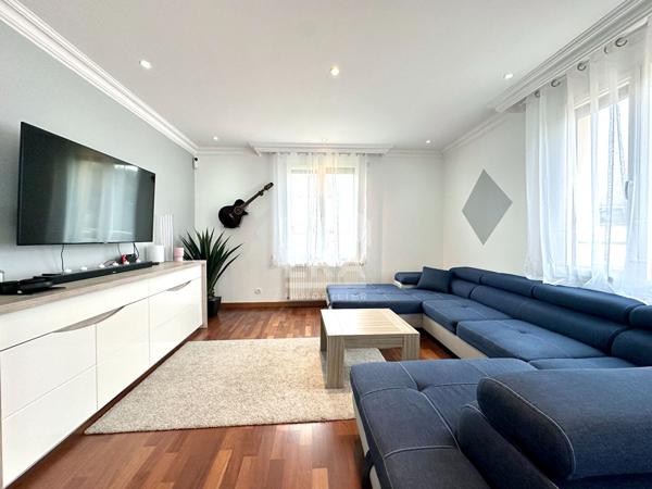 Villa spacieuse 210m2 à vendre à Saint-Pierre-lès-Nemours