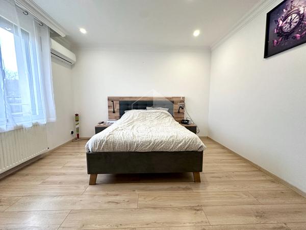 Villa spacieuse 210m2 à vendre à Saint-Pierre-lès-Nemours