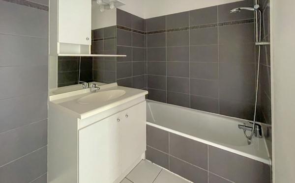 Appartement à vendre, 3 pièces - Mérignac 33700