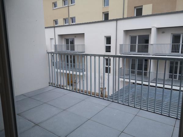 LOCATION TYPE 3 FABRIK B202,  
Angers 49000