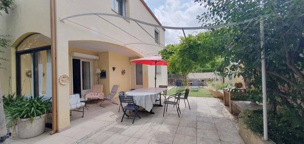 Villa d’architecte 4 faces – Quartier résidentiel prisé – 183 m² habitables