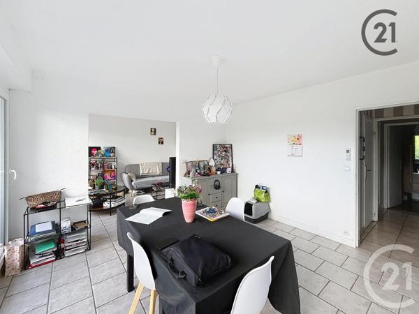 Appartement F3 à vendre  5 pièces - 71,93 m2 JOIGNY - 89