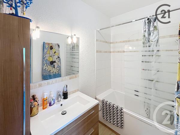 Appartement F3 à vendre  5 pièces - 71,93 m2 JOIGNY - 89