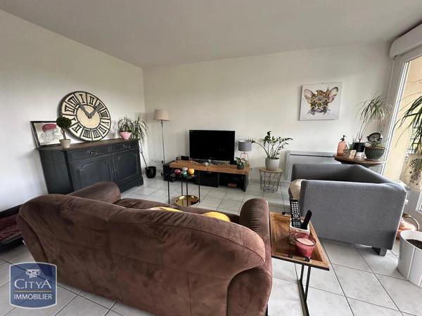 Appartement à louer 3 pièces 62.42m² Cambrai (59400)