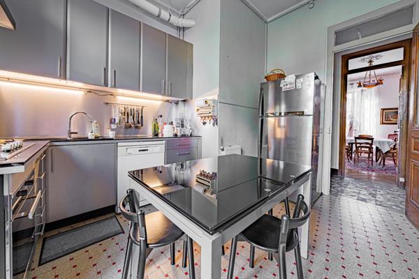 Immeuble - Hôtel particulier + Local commercial à Caluire et Cuire