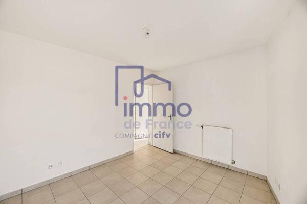 Appartement 3 pièces                                        - 69330 Meyzieu Réf : 21795