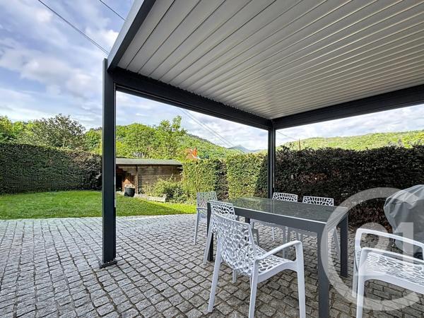 Maison à vendre  5 pièces - 125 m 2   ROYAT  - 63
