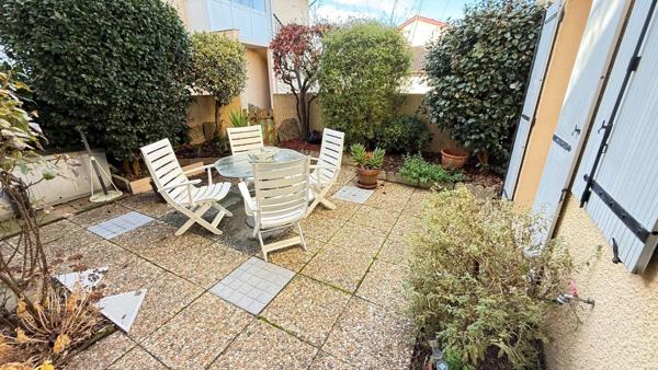 Tarbes, Aureilhan appartement type 4, 85m2, terrasse, cellier, garage, parking en parfait état.