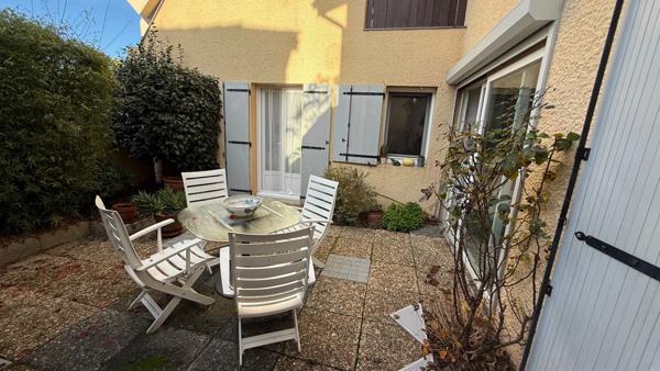 Tarbes, Aureilhan appartement type 4, 85m2, terrasse, cellier, garage, parking en parfait état.