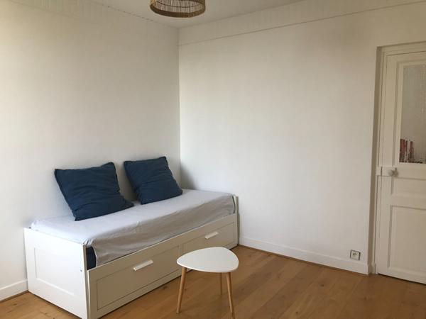 STUDIO MEUBLÉ - Plateau - Mont Valérien