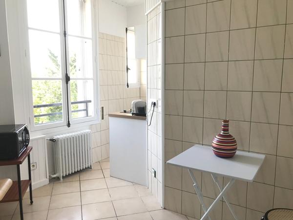 STUDIO MEUBLÉ - Plateau - Mont Valérien