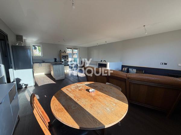 Maison a vendre située a Chaligny offrant un fort potentiel après travaux.