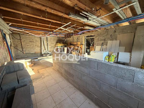 Maison a vendre située a Chaligny offrant un fort potentiel après travaux.