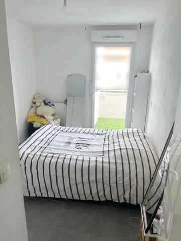 T2 avec balcon dans résidence sécurisée