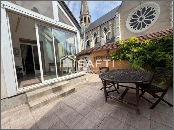Petite maison avec studio en annexe indépendant. Idéal investisseur.