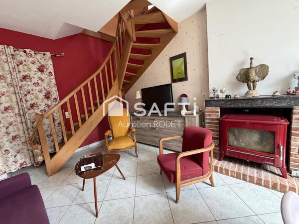 Petite maison avec studio en annexe indépendant. Idéal investisseur.