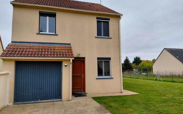 Maison à vendre    4 pièces • 90 m2 Dordives